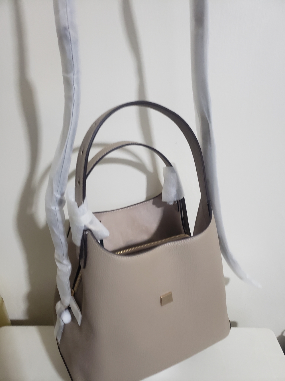 KATE SPADE NEW YOUR Minimalist Taupe Leather Shoulder Bag with Top Handle